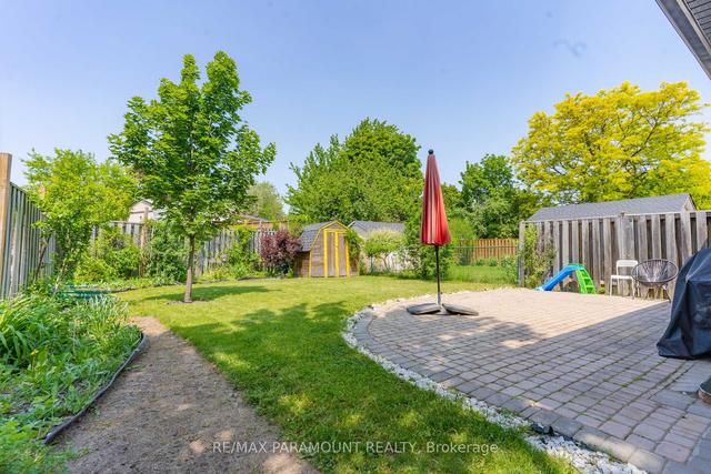 12 Fallingdale Cres, House semidetached with 3 bedrooms, 2 bathrooms and 3 parking in Brampton ON | Image 21