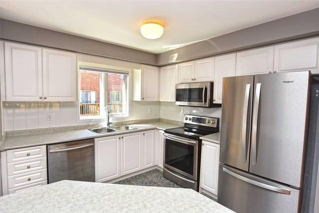 02 - 129 Tenth St, Townhouse with 3 bedrooms, 2 bathrooms and 2 parking in Toronto ON | Image 20