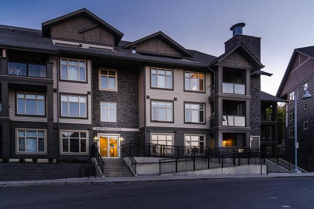 116 - 25 Aspenmont Heights Sw, Condo with 2 bedrooms, 2 bathrooms and 1 parking in Calgary AB | Image 3