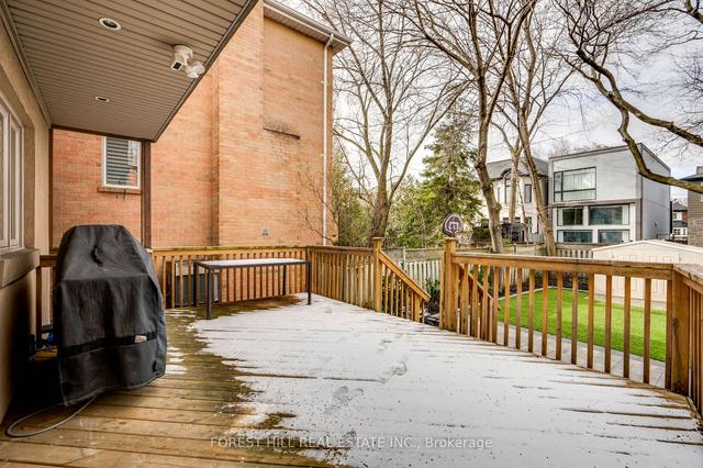 350 Deloraine Ave, House detached with 3 bedrooms, 4 bathrooms and 2 parking in Toronto ON | Image 32