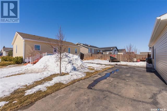 47 6th Avenue S, House detached with 4 bedrooms, 3 bathrooms and null parking in Langham SK | Image 41