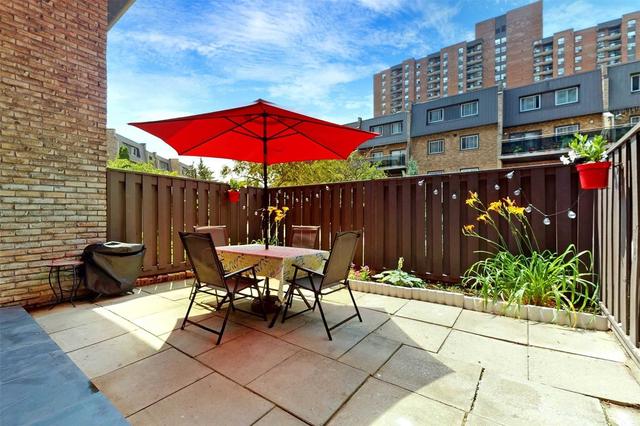 53 - 130 Ling Rd, Townhouse with 3 bedrooms, 2 bathrooms and 1 parking in Toronto ON | Image 19