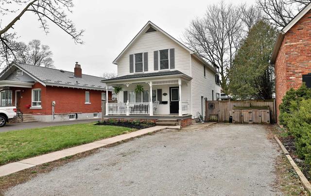 2184 New St, House detached with 3 bedrooms, 2 bathrooms and 4 parking in Burlington ON | Image 12