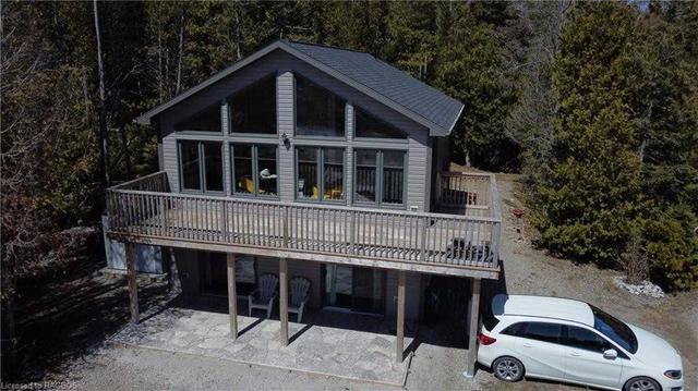 305 Eagle Rd, House detached with 3 bedrooms, 2 bathrooms and 10 parking in Northern Bruce Peninsula ON | Image 12
