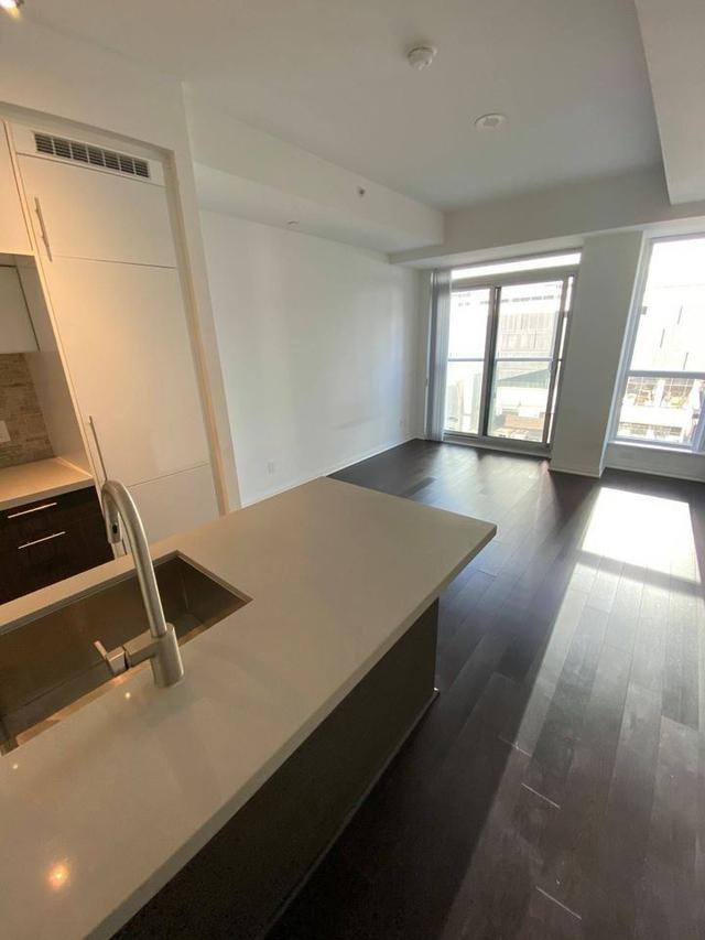 2309 - 8 Mercer St, Condo with 0 bedrooms, 1 bathrooms and 0 parking in Toronto ON | Image 6