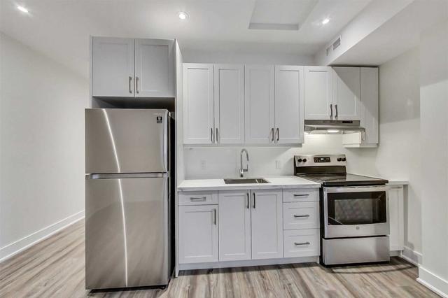 c - 235 Davenport Rd, House attached with 1 bedrooms, 1 bathrooms and 0 parking in Toronto ON | Image 4