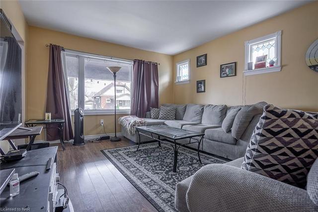 4739 Sixth Avenue, House detached with 3 bedrooms, 1 bathrooms and null parking in Niagara Falls ON | Image 7