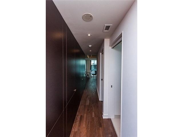 906 - 38 Stewart St, Condo with 1 bedrooms, 1 bathrooms and null parking in Toronto ON | Image 17