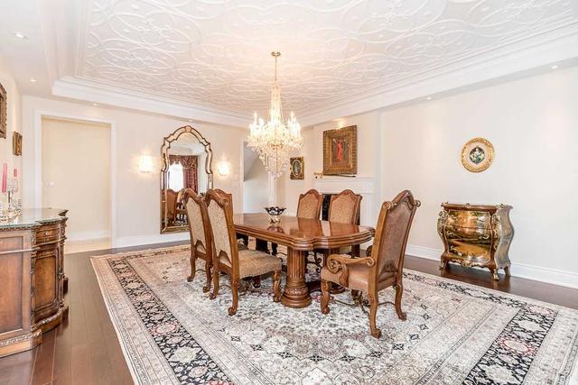 115 Stallions Crt, House detached with 6 bedrooms, 8 bathrooms and 13 parking in Vaughan ON | Image 6