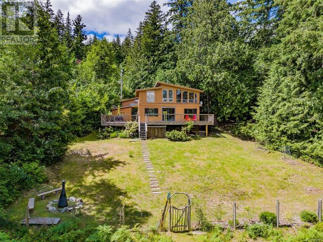 830 Austin Dr, House detached with 7 bedrooms, 3 bathrooms and 4 parking in Strathcona B BC | Image 44