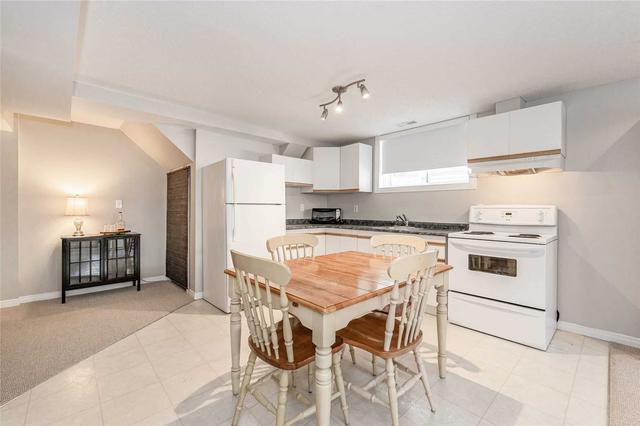 86 Mcarthur Dr, Condo with 3 bedrooms, 4 bathrooms and 4 parking in Guelph ON | Image 17