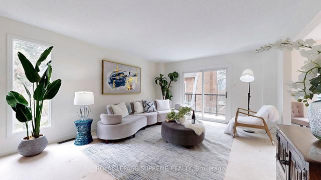 12 - 20 La Rose Ave, Townhouse with 4 bedrooms, 4 bathrooms and 2 parking in Toronto ON | Image 15