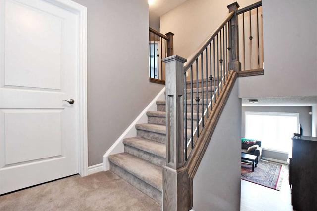 3410 Castle Rock Pl, Townhouse with 3 bedrooms, 3 bathrooms and 6 parking in London ON | Image 6