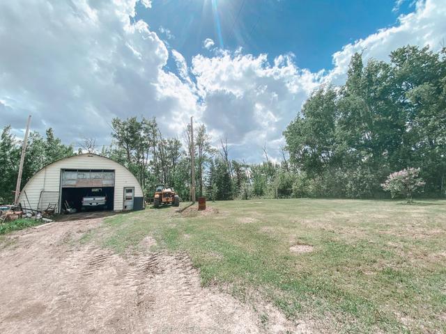 45043 Township Rd 794 Township, House detached with 3 bedrooms, 1 bathrooms and 10 parking in Saddle Hills County AB | Image 9