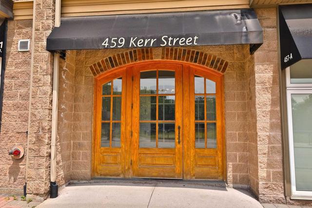 303 - 459 Kerr St, Condo with 1 bedrooms, 1 bathrooms and 1 parking in Oakville ON | Image 2
