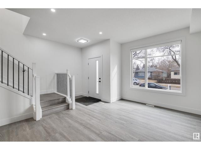 7538 81 Ave Nw, House semidetached with 4 bedrooms, 0 bathrooms and null parking in Edmonton AB | Image 3