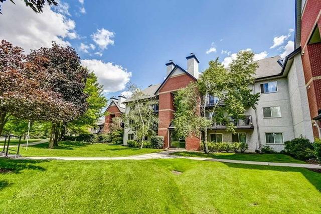 521 - 1450 Glen Abbey Gate, Condo with 2 bedrooms, 1 bathrooms and 1 parking in Oakville ON | Image 12