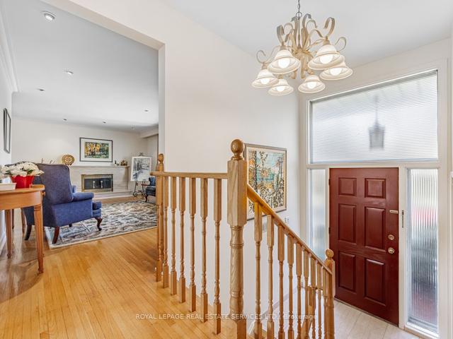 3 Watling St, House detached with 4 bedrooms, 3 bathrooms and 4 parking in Toronto ON | Image 12