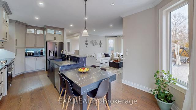 2031 Erin Gate Blvd, House detached with 4 bedrooms, 3 bathrooms and 4 parking in Pickering ON | Image 4