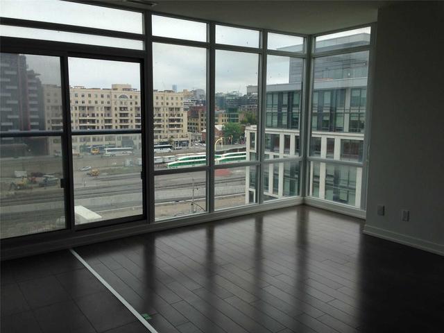 704 - 170 Fort York Blvd, Condo with 1 bedrooms, 1 bathrooms and 0 parking in Toronto ON | Image 3