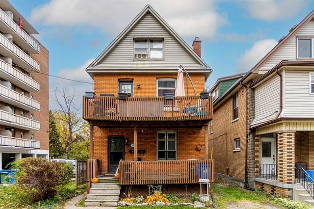 169 East Ave S, House detached with 5 bedrooms, 3 bathrooms and 1 parking in Hamilton ON | Image 1