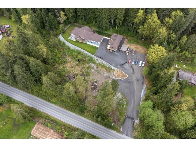 12156 Bell Street, House detached with 6 bedrooms, 5 bathrooms and 12 parking in Mission BC | Image 35