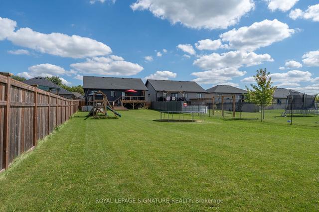 443 Oozloffsky St, House detached with 3 bedrooms, 3 bathrooms and 6 parking in Petrolia ON | Image 26