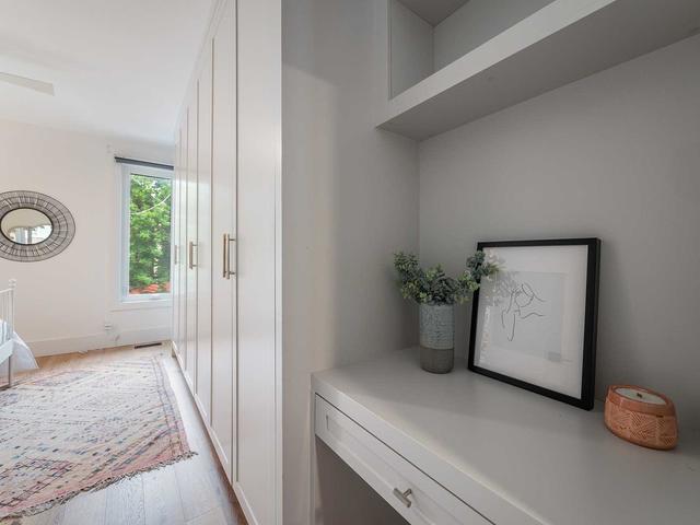 296 Logan Ave, House attached with 3 bedrooms, 2 bathrooms and 0 parking in Toronto ON | Image 27
