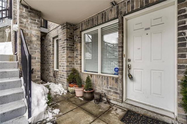 115 George Appleton Way, House attached with 2 bedrooms, 1 bathrooms and 1 parking in Toronto ON | Image 3