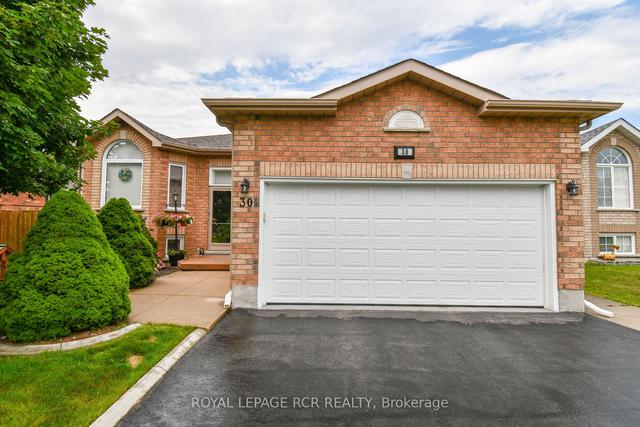 30 Marsellus Dr, House detached with 3 bedrooms, 2 bathrooms and 4 parking in Barrie ON | Image 1