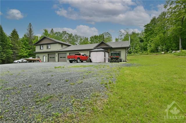 144 Concession 10 Road, House detached with 21 bedrooms, 7 bathrooms and 30 parking in Lanark Highlands ON | Image 29