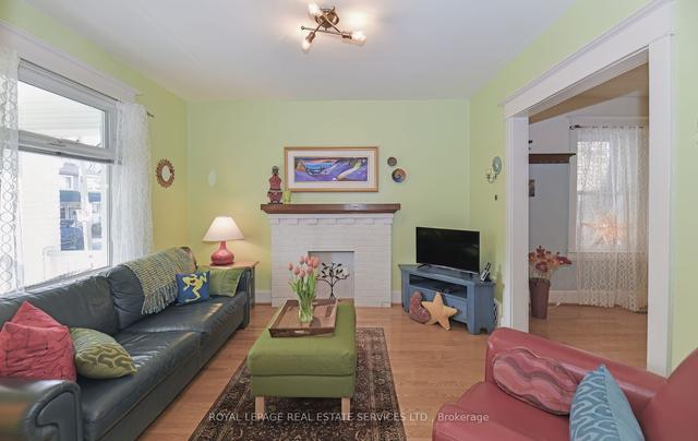 60 Robbins Ave, House semidetached with 3 bedrooms, 1 bathrooms and 0 parking in Toronto ON | Image 35