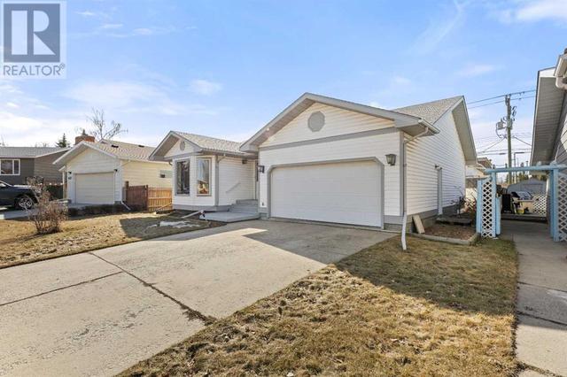 4521 Shannon Drive, House detached with 2 bedrooms, 1 bathrooms and 6 parking in Olds AB | Image 33
