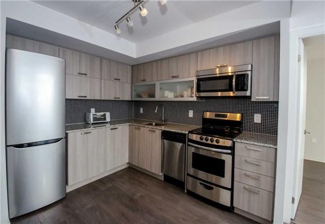 lph 10 - 36 Lisgar St, Condo with 2 bedrooms, 2 bathrooms and 1 parking in Toronto ON | Image 4