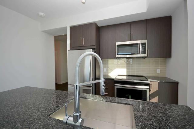 820 - 4055 Parkside Village Dr, Condo with 2 bedrooms, 2 bathrooms and 1 parking in Mississauga ON | Image 7