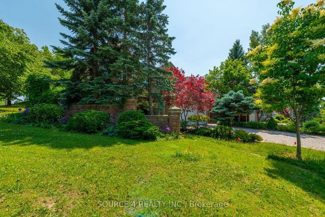 1 Goldpark Crt, House detached with 5 bedrooms, 5 bathrooms and 11 parking in Vaughan ON | Image 35