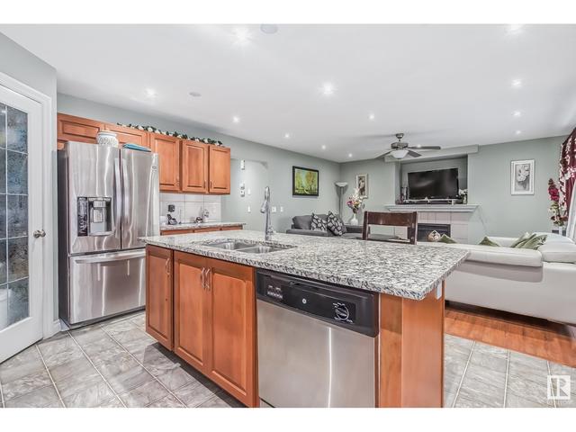 14035 37 St Nw, House detached with 4 bedrooms, 3 bathrooms and null parking in Edmonton AB | Image 5