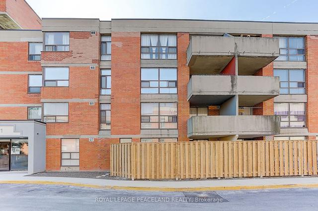 111 - 1701 Mccowan Rd, Condo with 2 bedrooms, 1 bathrooms and 1 parking in Toronto ON | Image 19