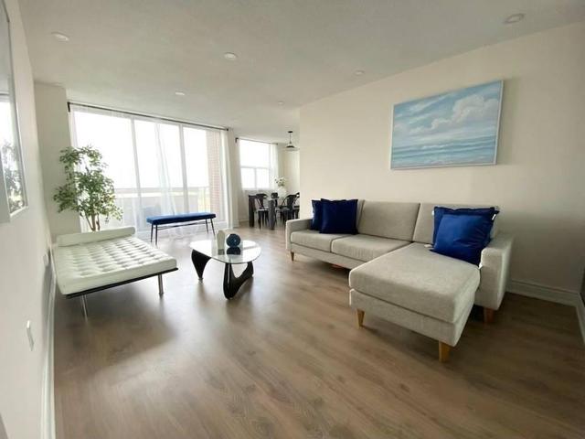 ph#2203 - 205 Hilda Ave, Condo with 3 bedrooms, 2 bathrooms and 1 parking in Toronto ON | Card Image
