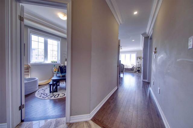 3090 Blackfriar Commons, House attached with 3 bedrooms, 3 bathrooms and 2 parking in Oakville ON | Image 5