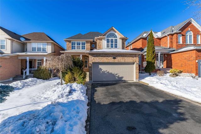 523 Kinrara Crt, House detached with 4 bedrooms, 4 bathrooms and 6 parking in Newmarket ON | Image 12