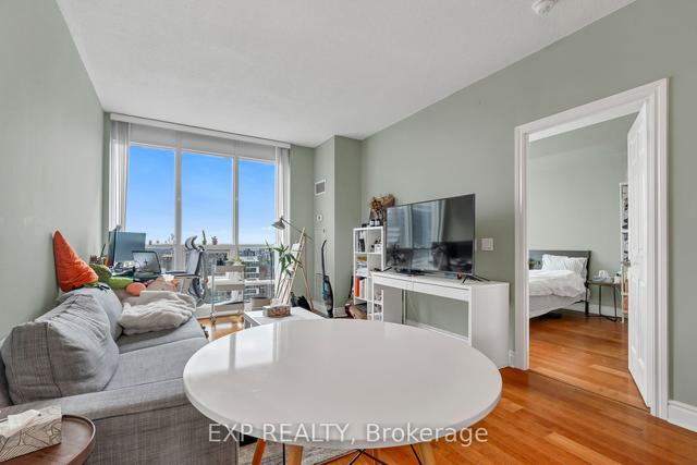 4603 - 763 Bay St, Condo with 1 bedrooms, 1 bathrooms and 1 parking in Toronto ON | Image 3
