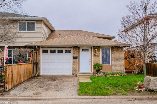 741 Parkview Crescent, House attached with 3 bedrooms, 1 bathrooms and 2 parking in Cambridge ON | Image 1