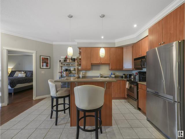 211 - 10116 80 Av Nw, Condo with 2 bedrooms, 2 bathrooms and null parking in Edmonton AB | Image 4