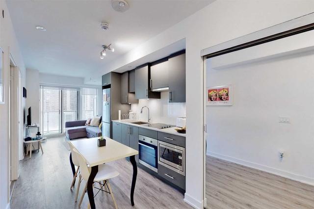 1401 - 99 Broadway Ave, Condo with 1 bedrooms, 1 bathrooms and 0 parking in Toronto ON | Image 9