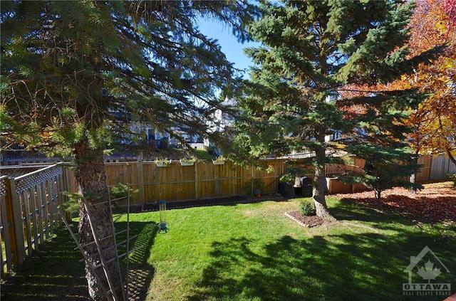 623 Deancourt Crescent, Townhouse with 3 bedrooms, 3 bathrooms and 3 parking in Ottawa ON | Image 29
