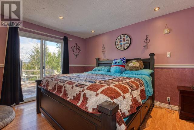 1626 Carolyn Road, House detached with 5 bedrooms, 3 bathrooms and null parking in Cariboo E BC | Image 9