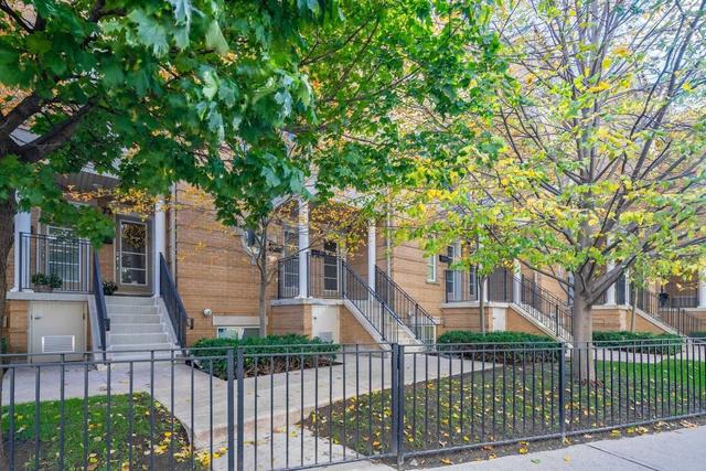 75 Pleasant Blvd, Townhouse with 2 bedrooms, 3 bathrooms and 2 parking in Toronto ON | Image 24