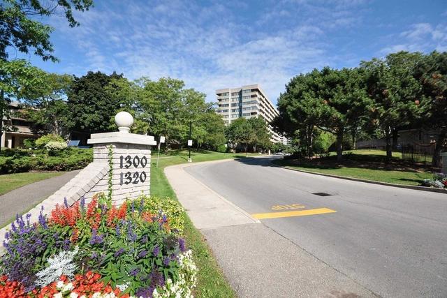709 - 1320 Mississauga Valley Blvd, Condo with 2 bedrooms, 2 bathrooms and 1 parking in Mississauga ON | Image 1
