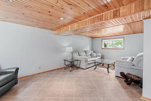19 Ewing St, House detached with 2 bedrooms, 3 bathrooms and 8 parking in Bracebridge ON | Image 10